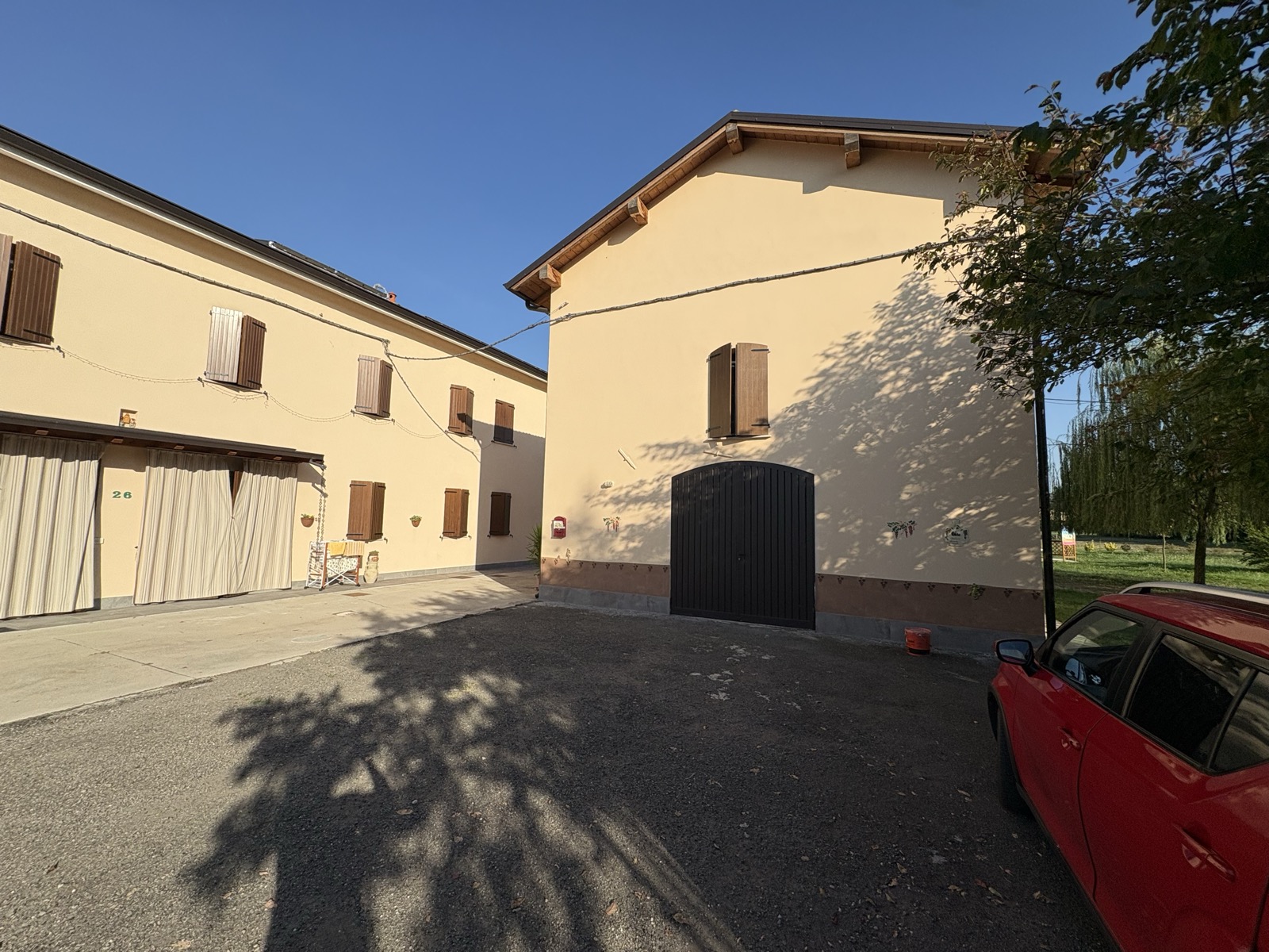 L'acetaia vista dall'esterno